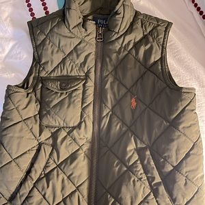 Polo size 4t vest